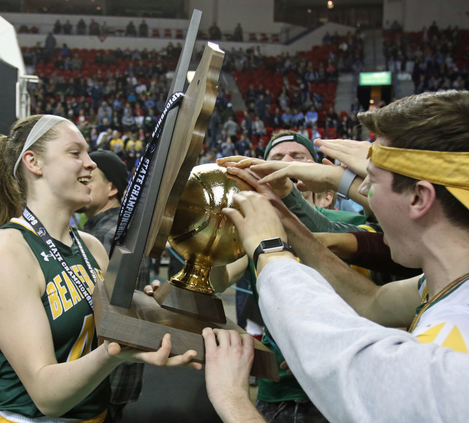 Golden Beavers complete historic three-point play (copy)